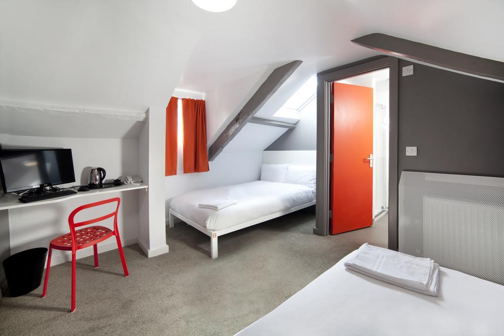Sleeperdorm Pansiyon Newcastle upon Tyne Dış mekan fotoğraf